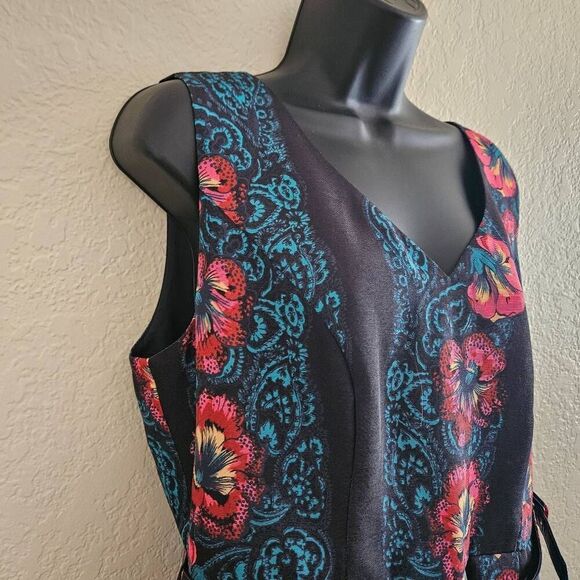 Modcloth Beautiful You Belted Dress - Picture 3 of 9